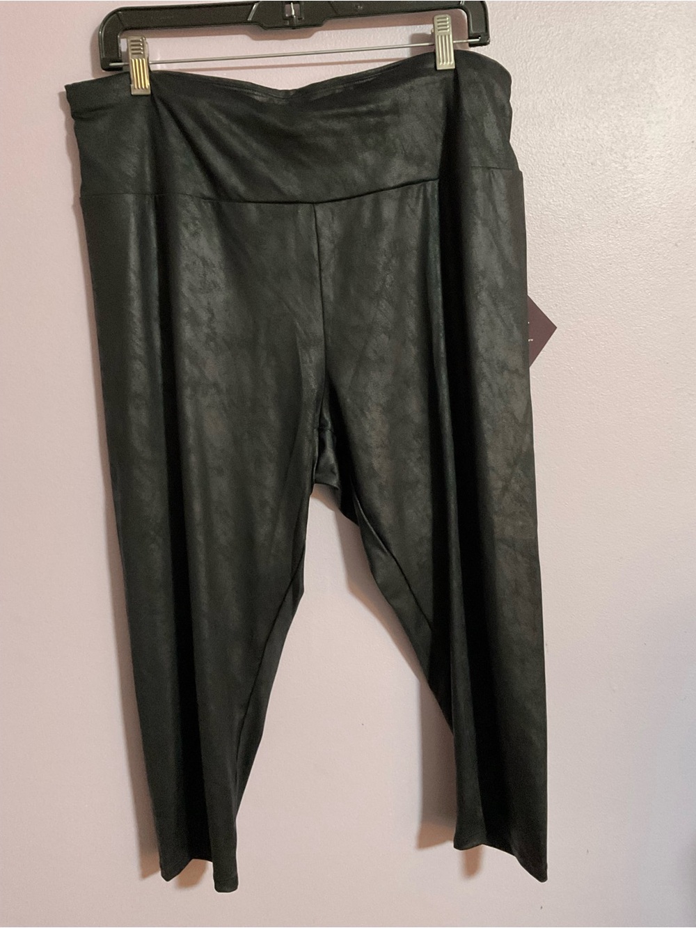 Ava & Viv Black Faux-Leather Leggings
